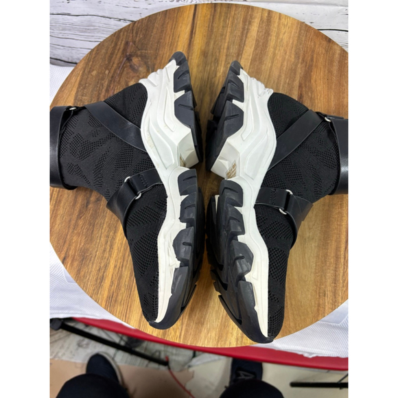 Women's JLO Black & White Sock Chunky Sneakers Size 9 - Picture 8 of 13